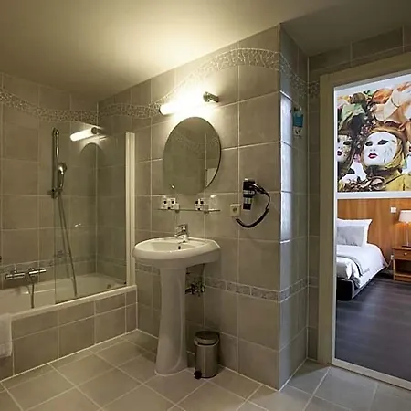 Hotel Theater Centrum 3*