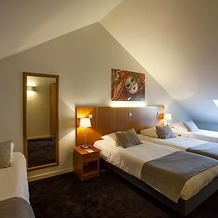 Theater Centrum Hotel 3*