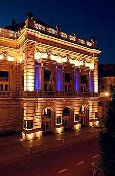 Theater Centrum 3* Löwen