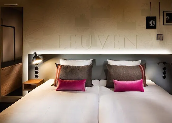 씨어터 루뱅 센트럼 호텔