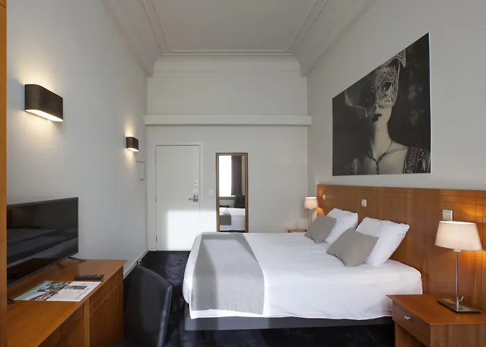 فندق Theater Centrum