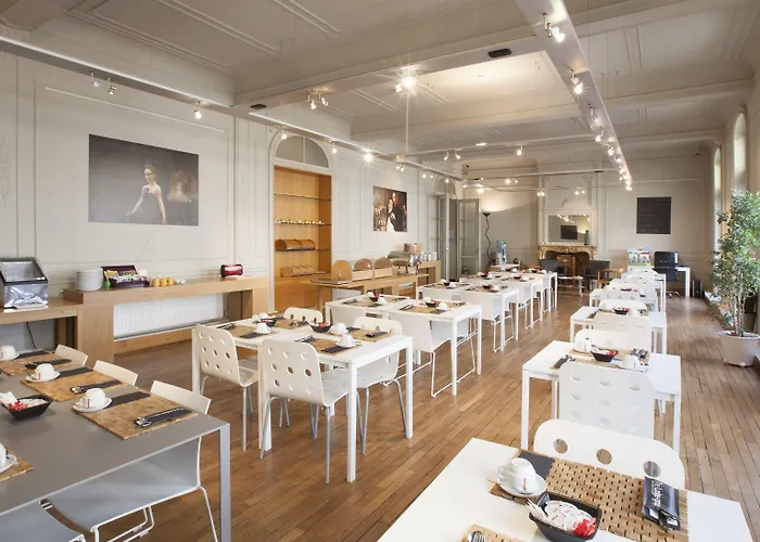 فندق Theater Centrum