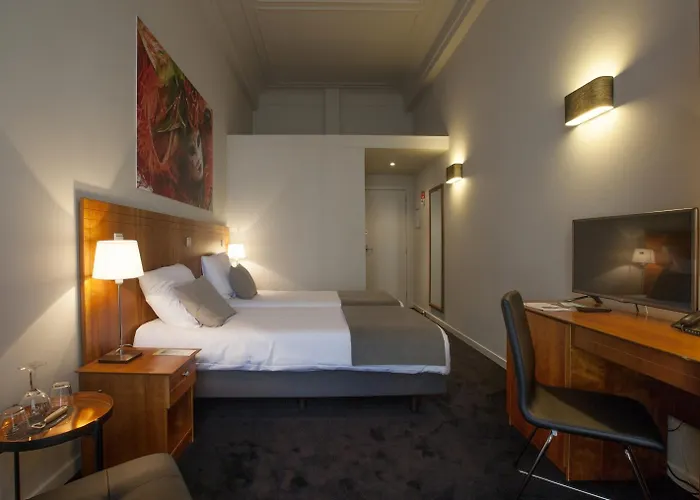 씨어터 루뱅 센트럼 호텔