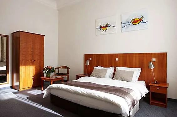 Theater Centrum فندق 3*