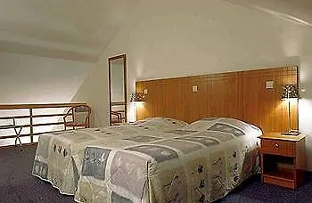 호텔 씨어터 루뱅 센트럼 3*